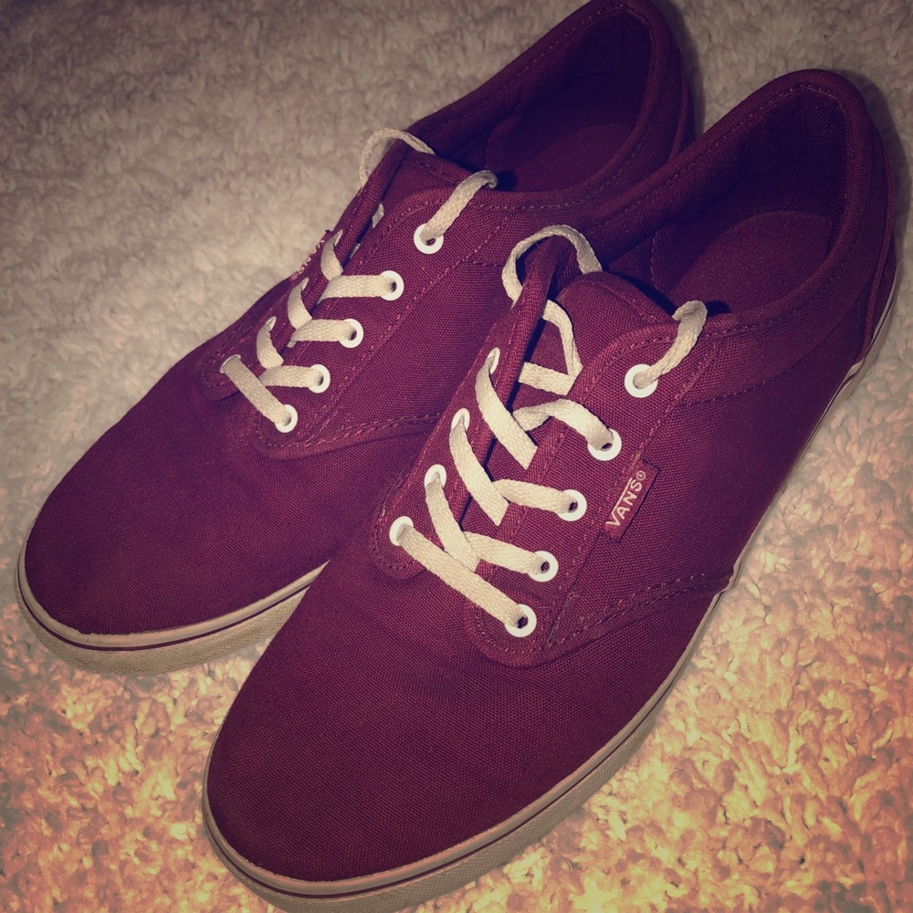 Women’s size 8.5 maroon lowtop Vans